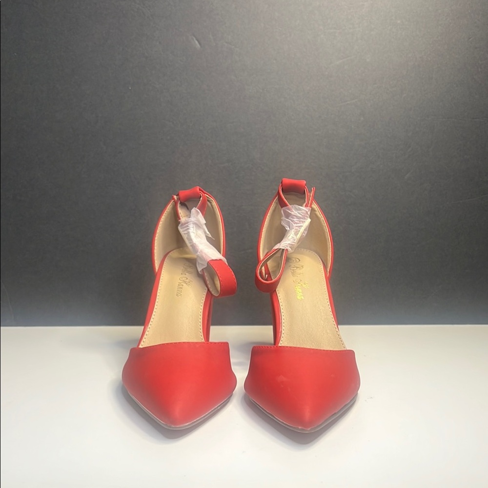 Bella Hanna - Red Pointed-Toe Block Heel with Adjustable Straps Women Size 5.5
